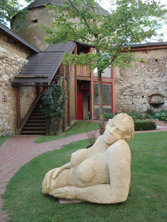 Skulpturengarten Ausstellung Destan Gashi